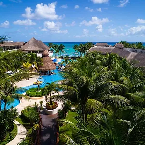 https://the-reef-coco-beach.quintano-roohotels.com